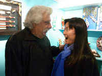 オープニング会場にて（彫刻家ジャンピエール氏、左）